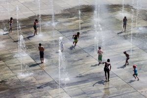 Bundesplatz, Sommer, Wasserspiel, Luftaufnahme
